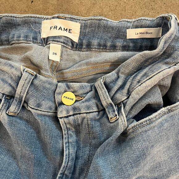 FRAME Le Mini Boot Slit cut light denim jeans womens size 26 pants straight leg - Picture 4 of 6